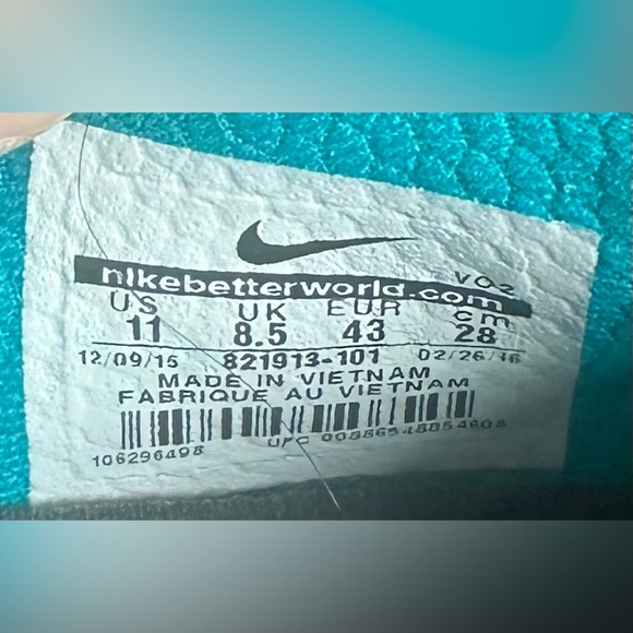 Nike Flywire Teal and White Sneakers 821913-101 Women’s Size 11 - Picture 12 of 12